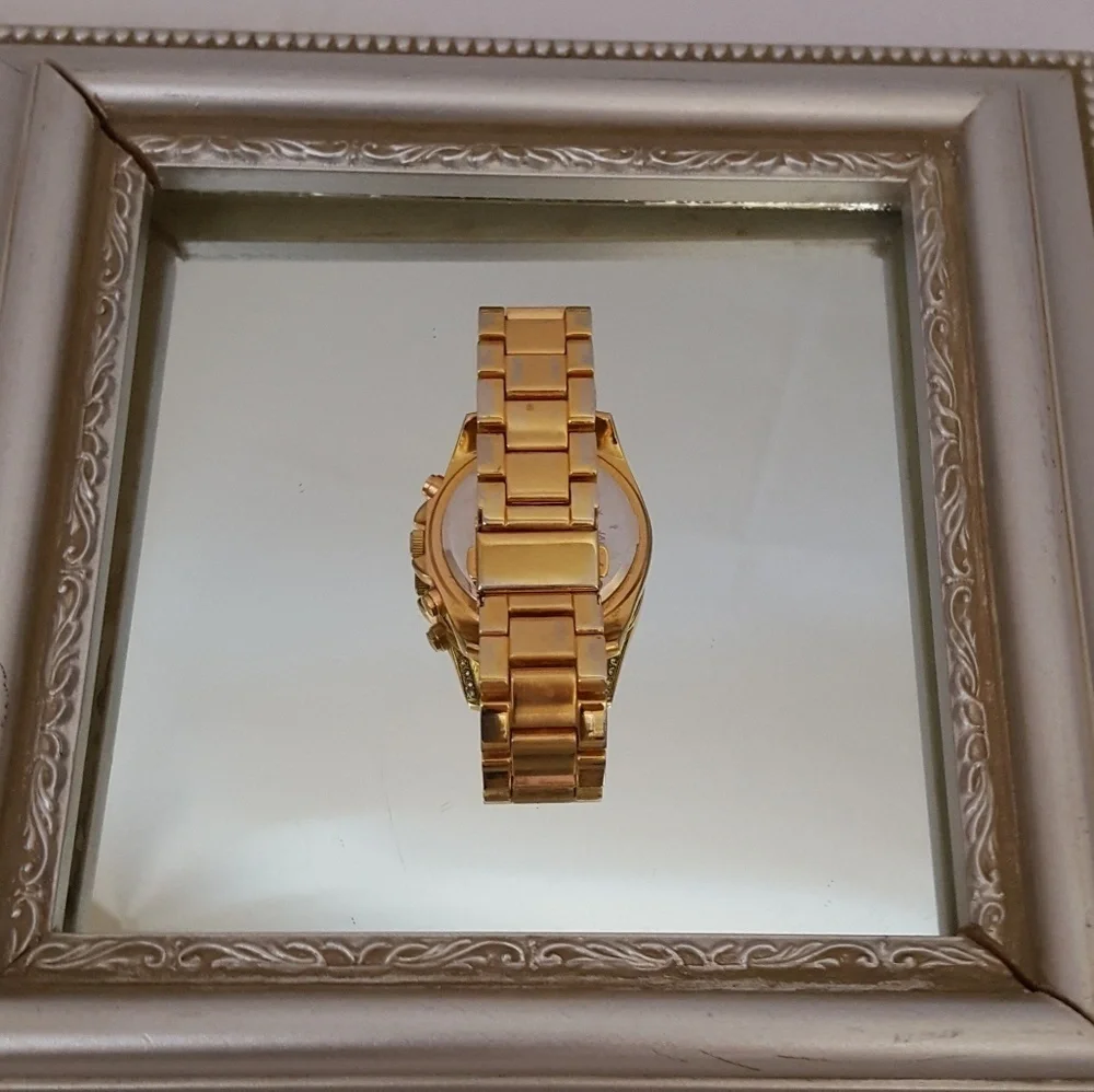 Macy's Gold Watch‎ - Rose Gold & Crystals